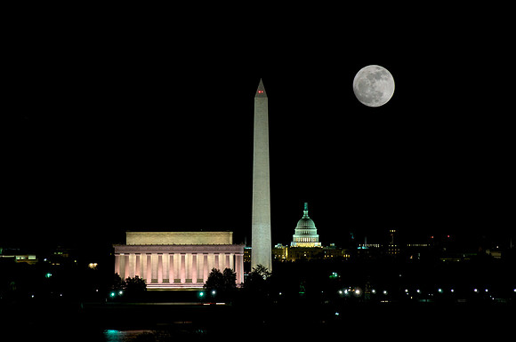 Moonrise over National Mall