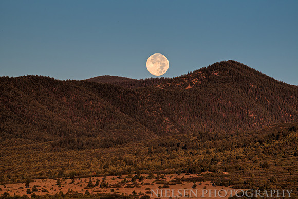 Moon sets on Philmont